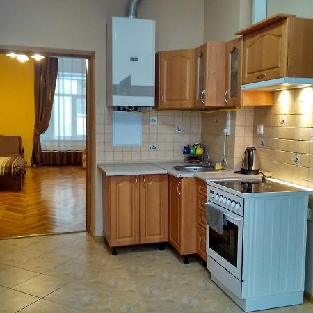 Apartment On Virmens'Ka Street Львов Экстерьер фото