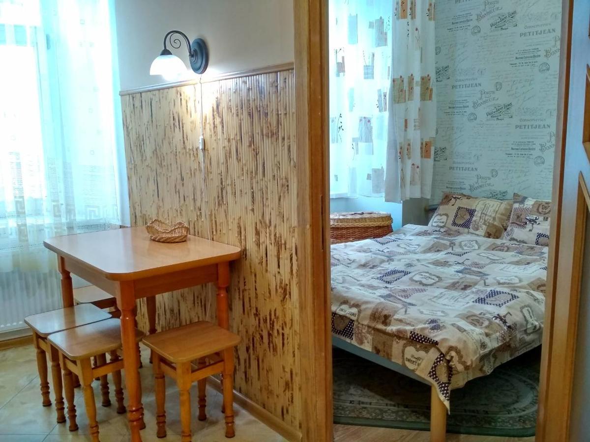 Apartment On Virmens'Ka Street Львов Экстерьер фото